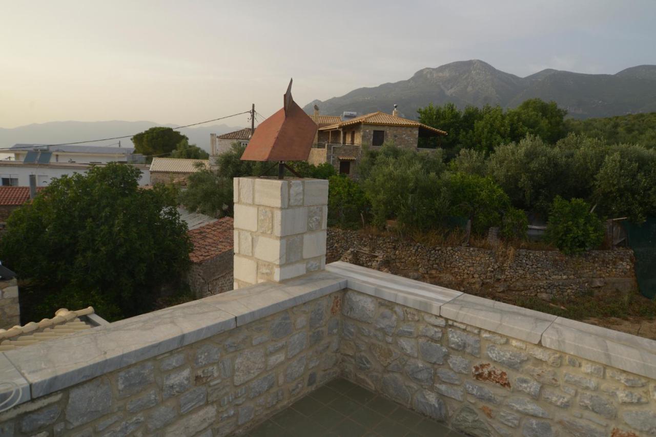 Papadeas Villas Megali Mantineia Exterior photo